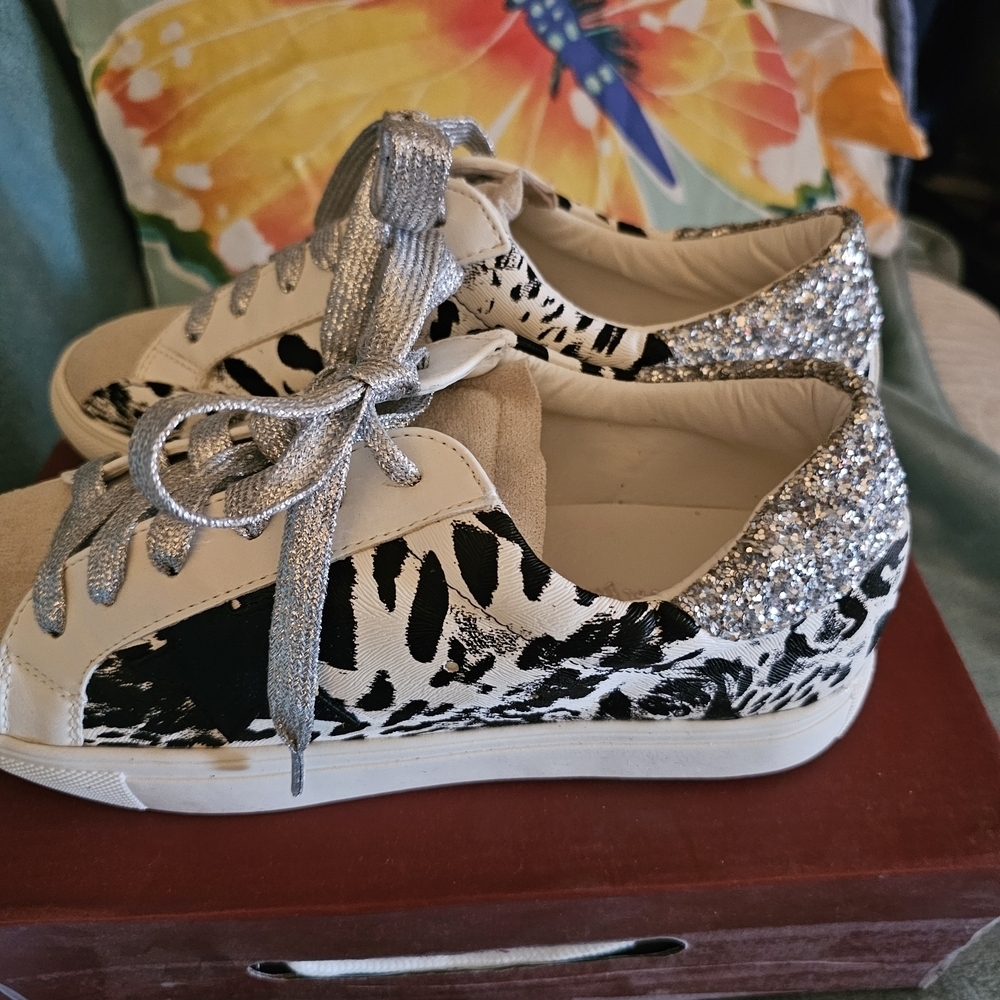 Nature Breeze Striking Fashion Footwear - Picture 6 of 10